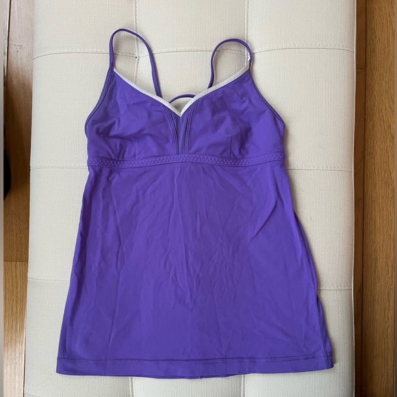 Lululemon top - Picture 2 of 2